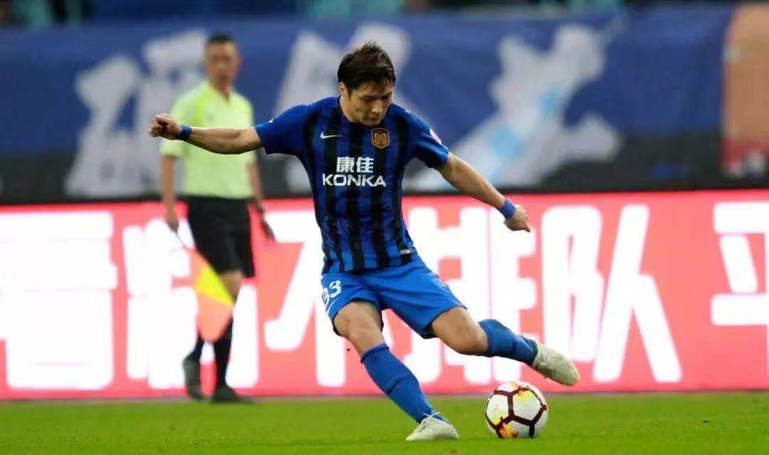 纪录之夜比赛用球,苏宁夺冠8个纪录