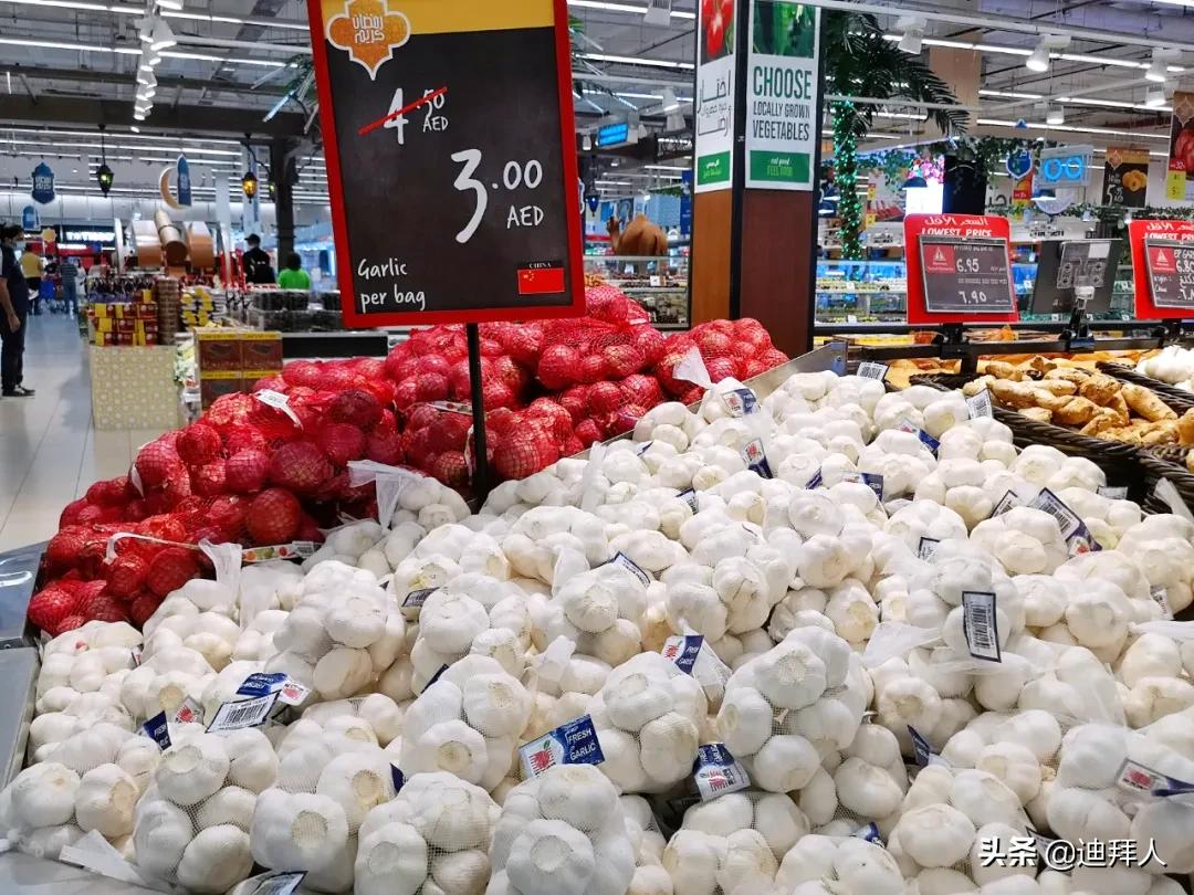 迪拜的物价多少钱一平方,迪拜顶级商场购物实拍