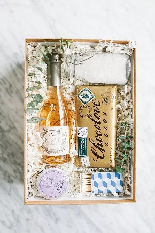 伴娘伴手礼搭配推荐平价,小众又高级的伴郎伴手礼