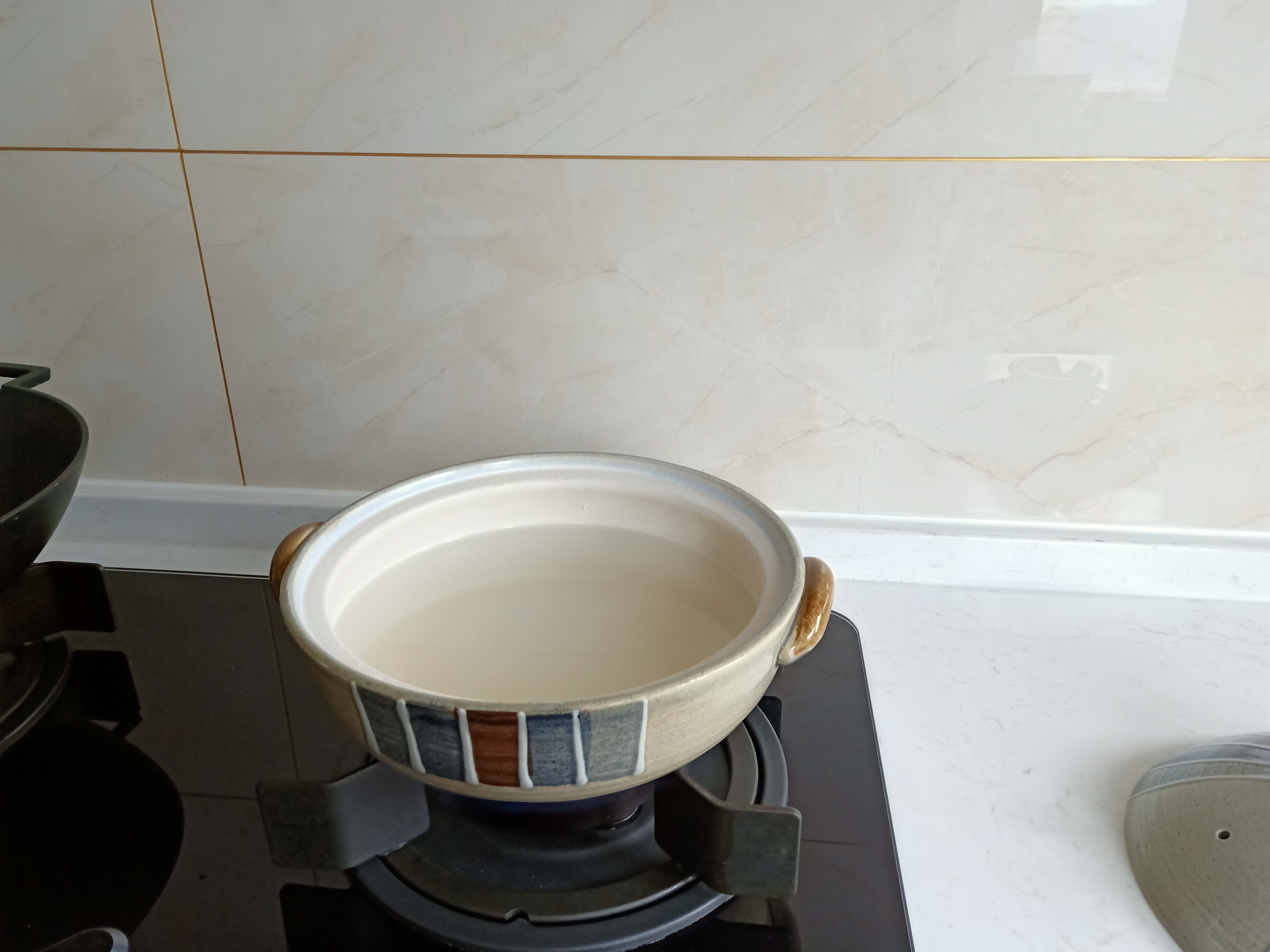 新砂锅到家别急着用,记得一定要开锅,用几十年都不会坏