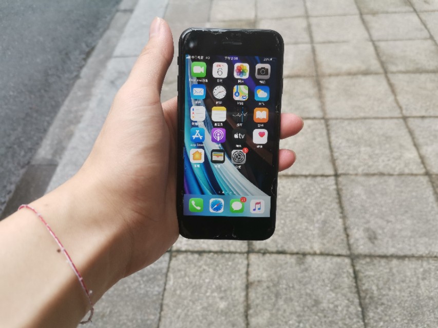 五年前iphone6,iphone6变新款se