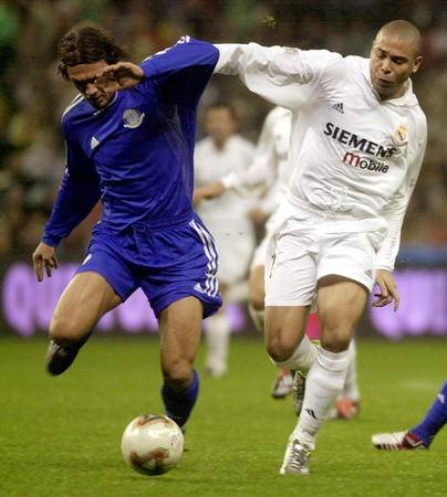 老特拉福德为罗纳尔多鼓掌,罗纳尔多3球