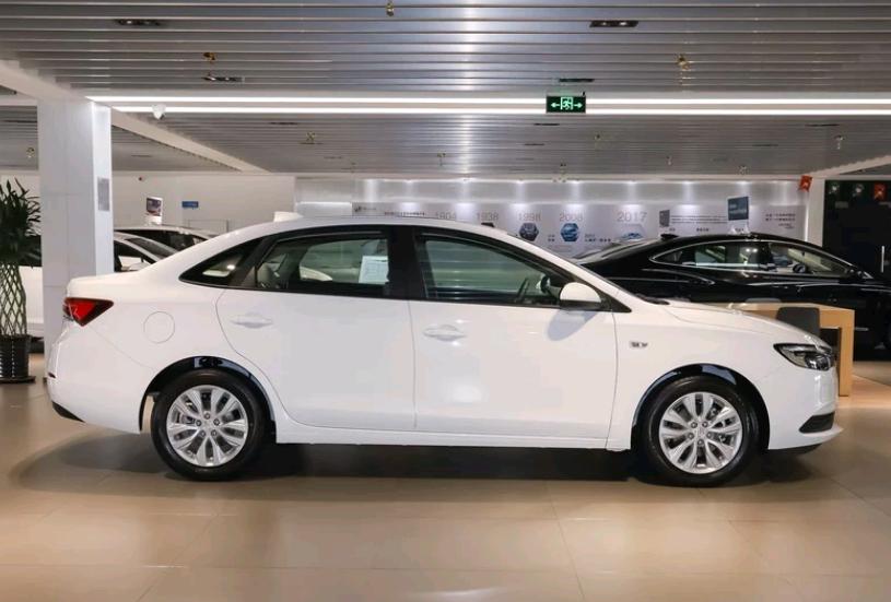 别克英朗的优缺点及图片,别克英朗动力弱转速高