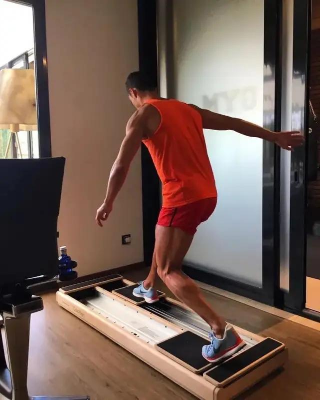 老将志不熄，身披斑马衣，逆境不低头，唯有CR7