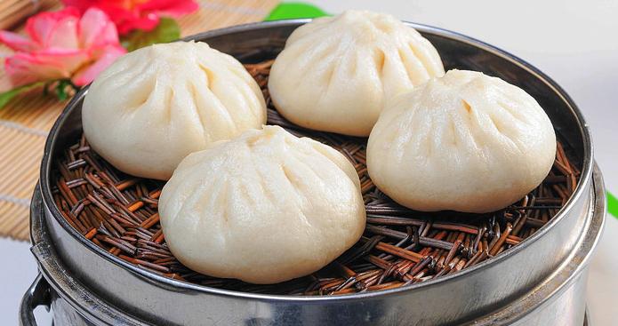 包子蒸熟后为什么底部会烂,为什么包子蒸好后表皮不光亮