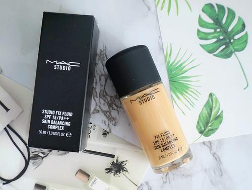 mac粉底液推荐必买色号,mac最受欢迎的粉底液