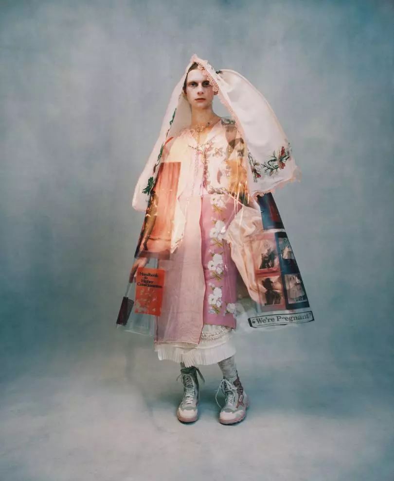 「布稀奇」和明星们的COS相比，你们万圣节的花手骷髅弱爆了