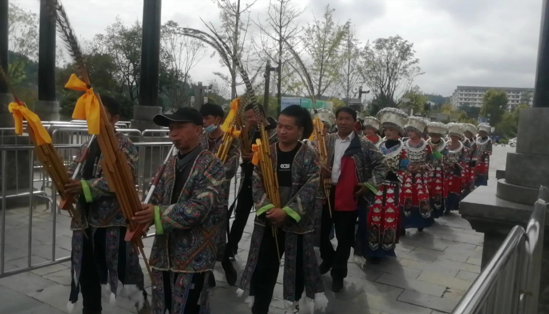 丹寨县万达小镇特色,丹寨万达小镇国家休闲街区