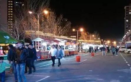 鞍山有几条街,鞍山好玩的商业街室外