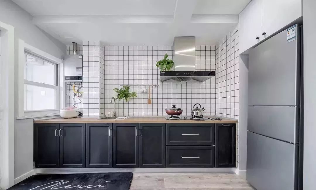 厨房台面用什么材质好清除油污,厨房台面下龙骨用什么材质的好