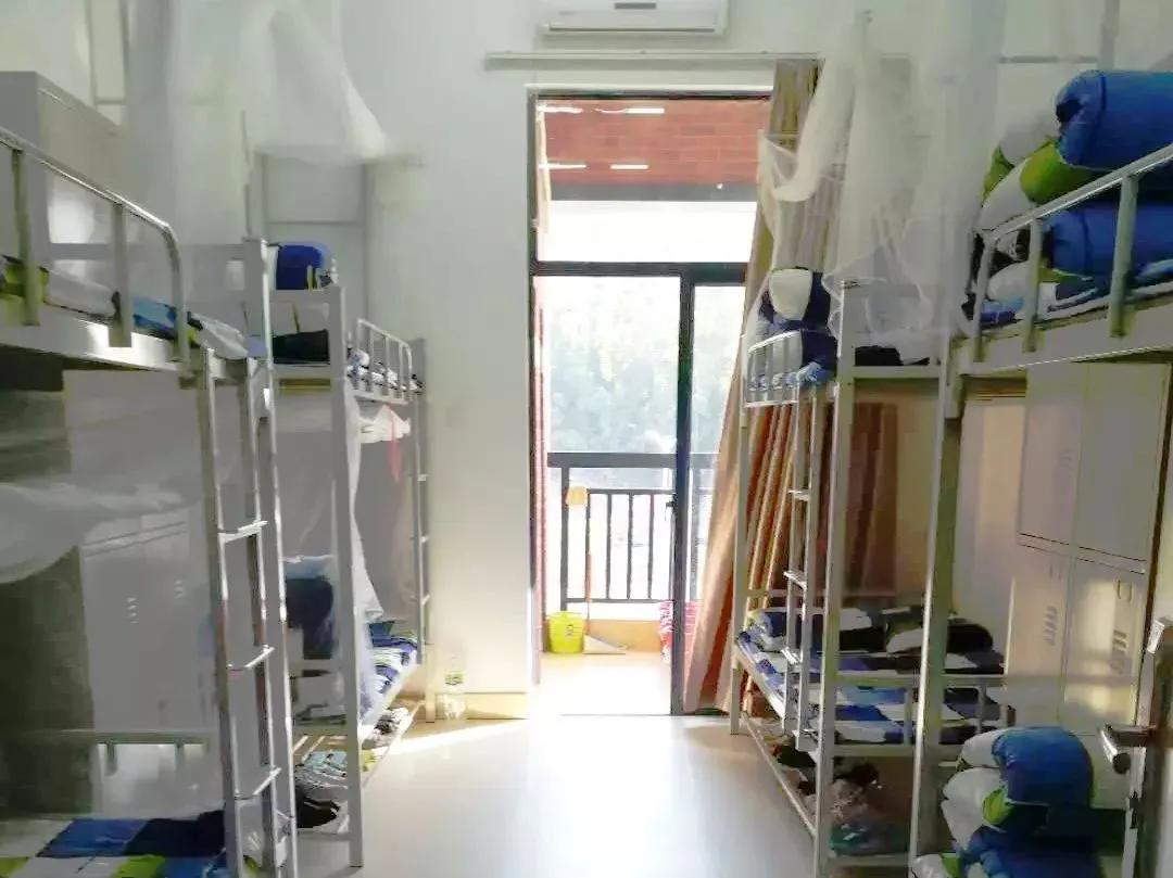 珠海新高一住宿需要备什么,珠海各高中住宿一览表