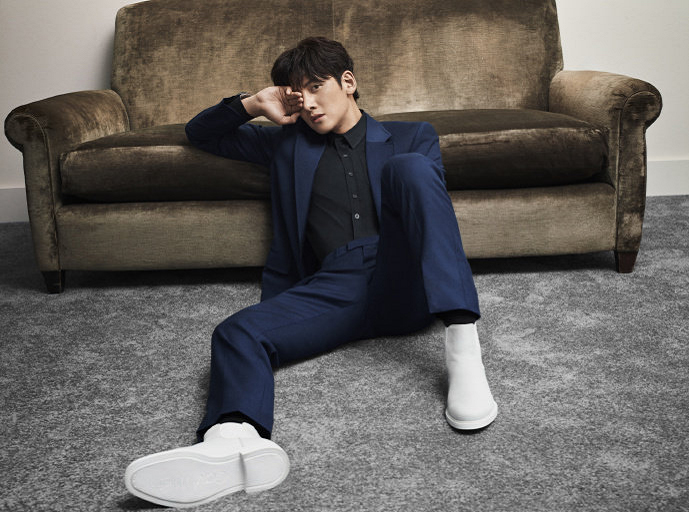 池昌旭代言手机,池昌旭代言羽绒服