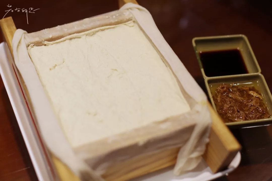 机票不到800元，第2次东北沈阳之旅，1个鸡架配老雪！