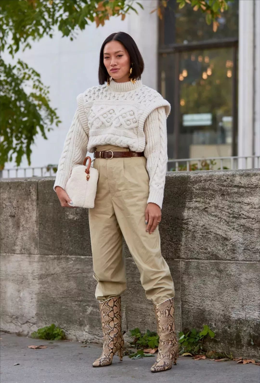 一双靴子竟然可以这么百搭,一双靴子有1kg吗