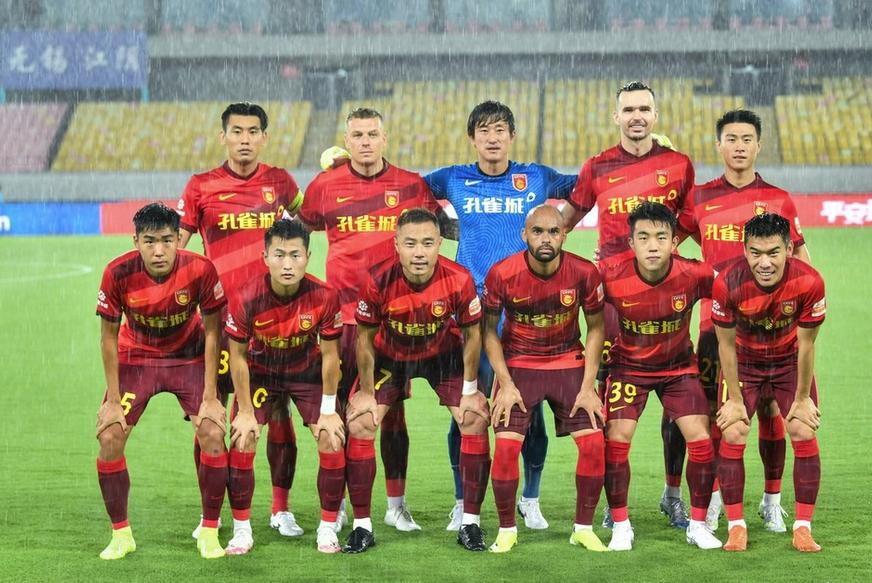 国安vs大连全场球迷高喊张稀哲,中超北京国安张稀哲点球