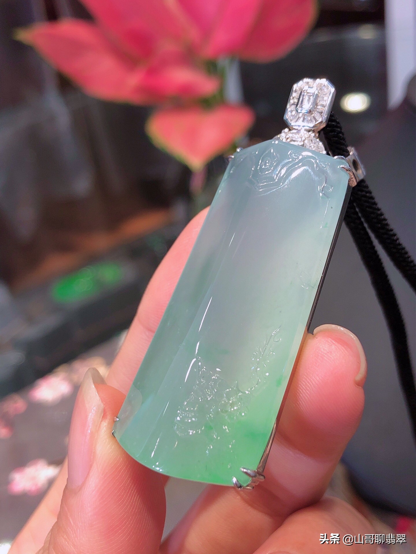 翡翠的搭配技巧,翡翠圆珠怎么搭配