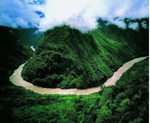 西藏神秘的地方,隐藏的莲花