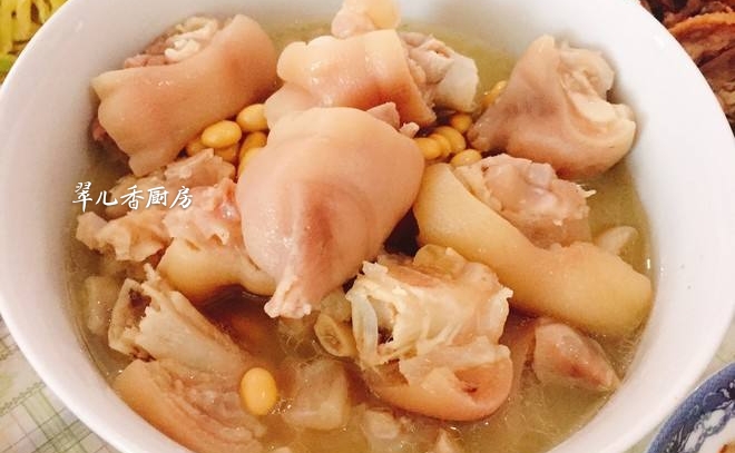 蹄花怎么炖出乳白色的汤,蹄花汤太腻怎么办