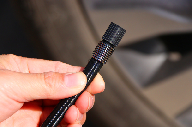 途虎王牌旋风t01充气泵使用方法,途虎汽车轮胎充气泵