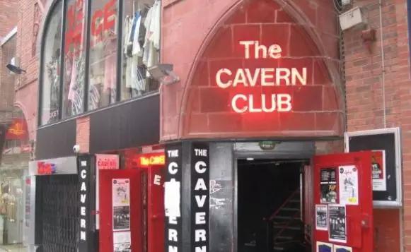 等一个人陪我去南京旅游,等一个人陪我去利物浦