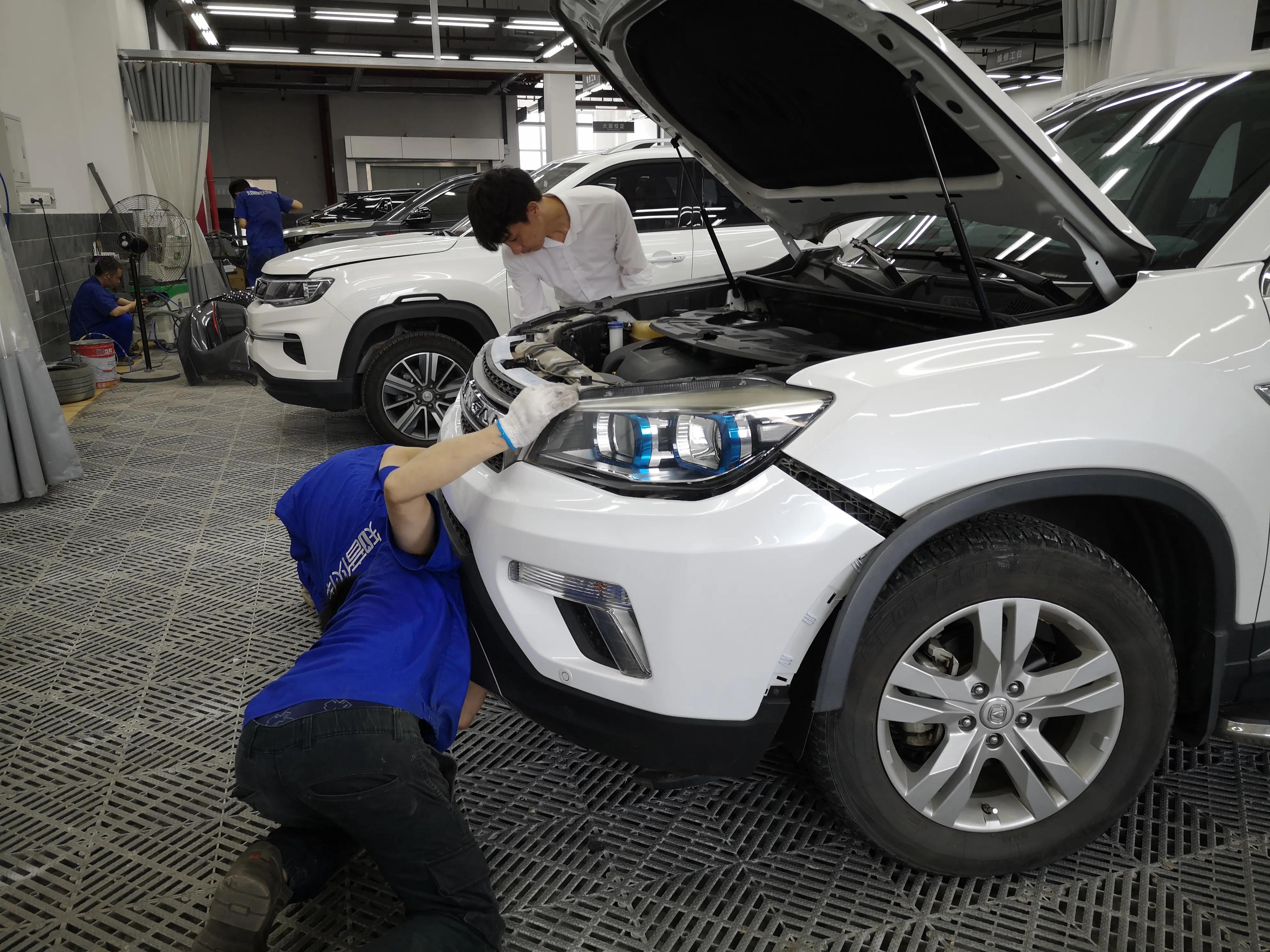 保险杠刮蹭有必要更换吗,刮蹭保险杠要求全换