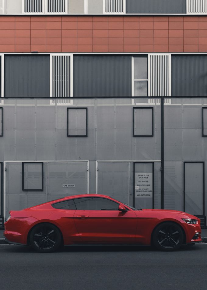 豪车毒老纪蚝宅创始人——疫情之下的*局破**者