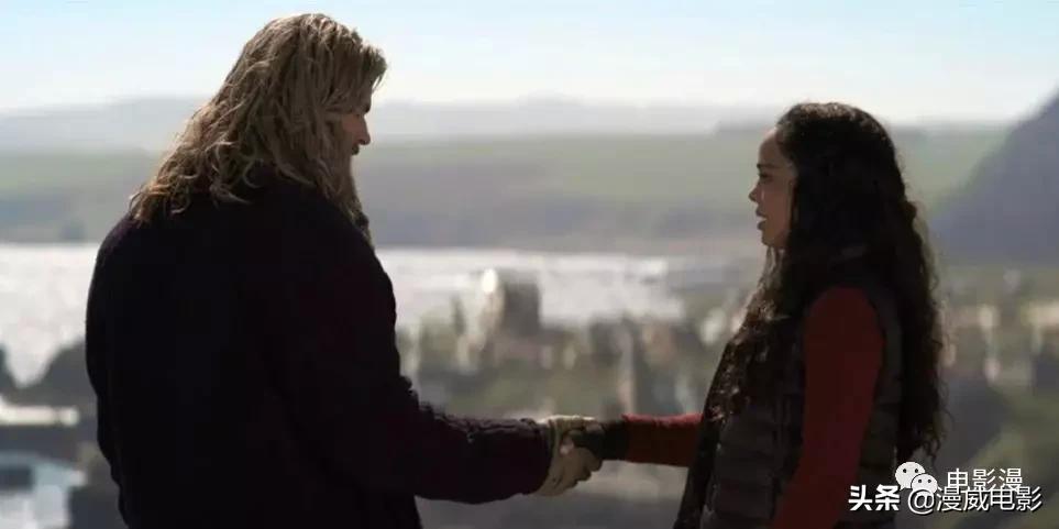 12部漫威电影最成功的七大镜头 (漫威电影被删掉的4个场景)