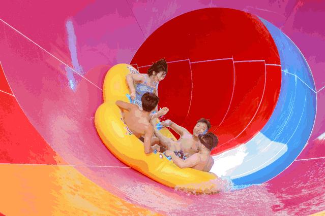 水上乐园超级大喇叭体验,挑战十大世界上最大的水上乐园