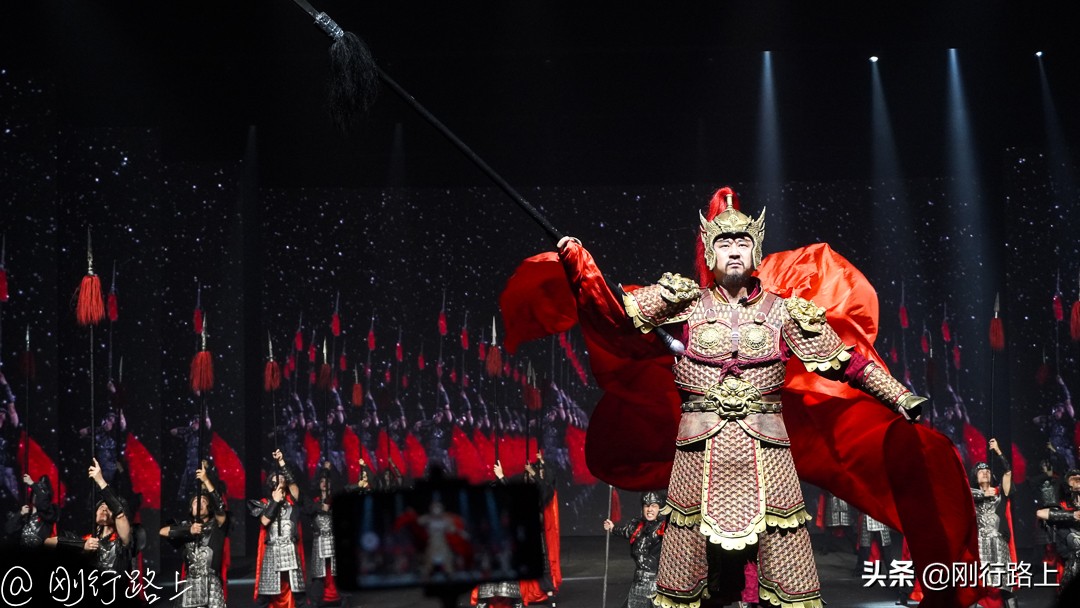 这个夏日尽情的嗨起来,这个夏天尽情玩耍