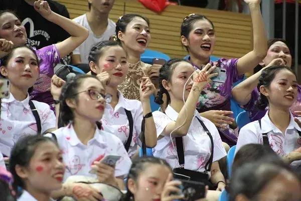 青春活力校园舞蹈集体舞高中,青春飞扬校运会入场舞