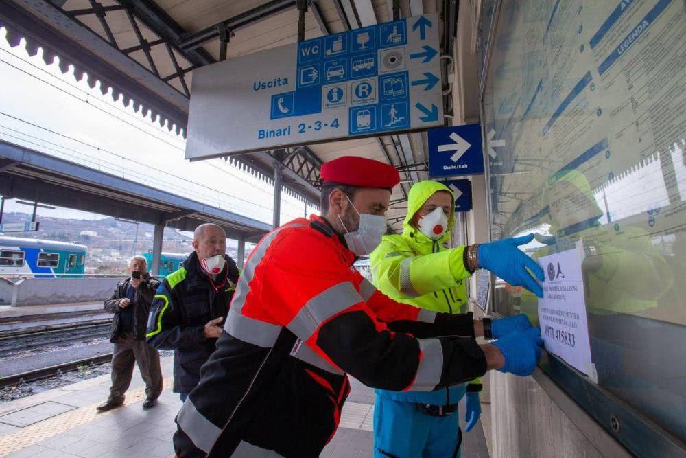 疫情期间国外回国机票贵得离谱,疫情回国机票18万