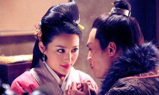 男性作者笔下的女子:从明清小说中看女性意识的觉醒