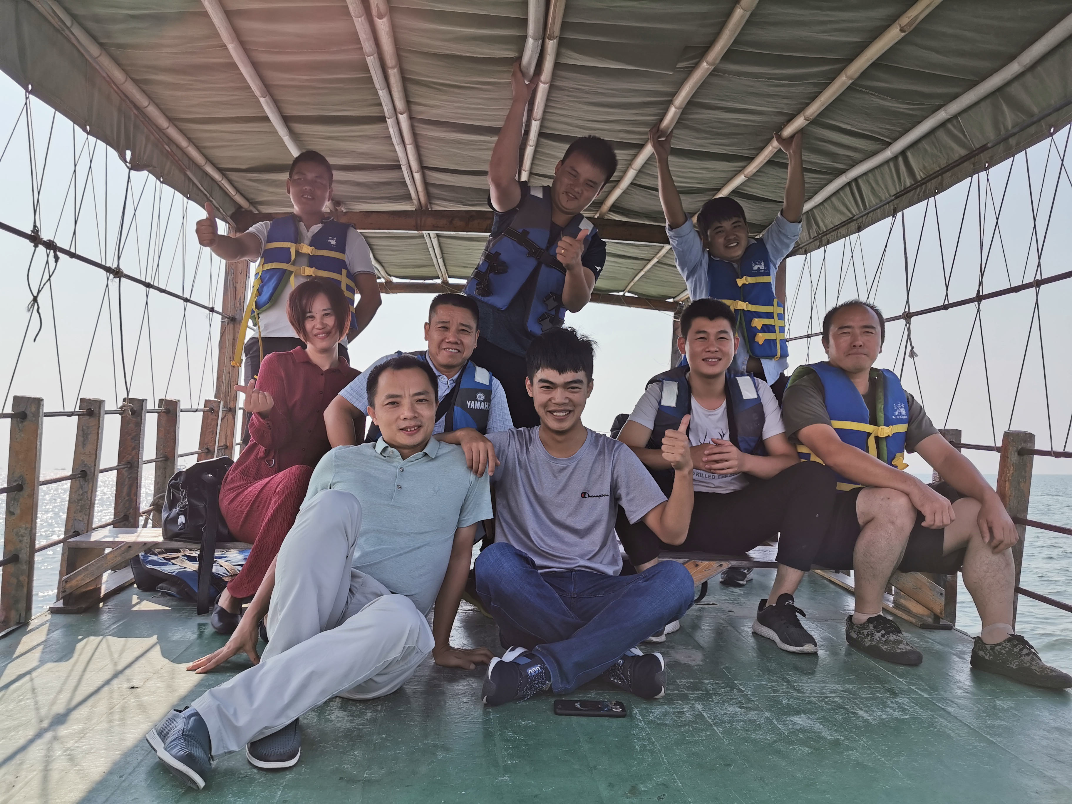 宏恒谷中志惠州巽寮湾之旅:努力工作,快乐生活