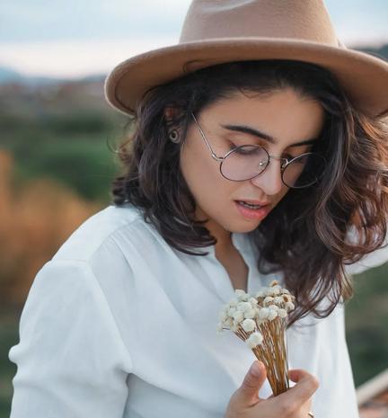 近视眼镜特别雾擦不干净怎么办,眼镜总是往下滑有什么妙招