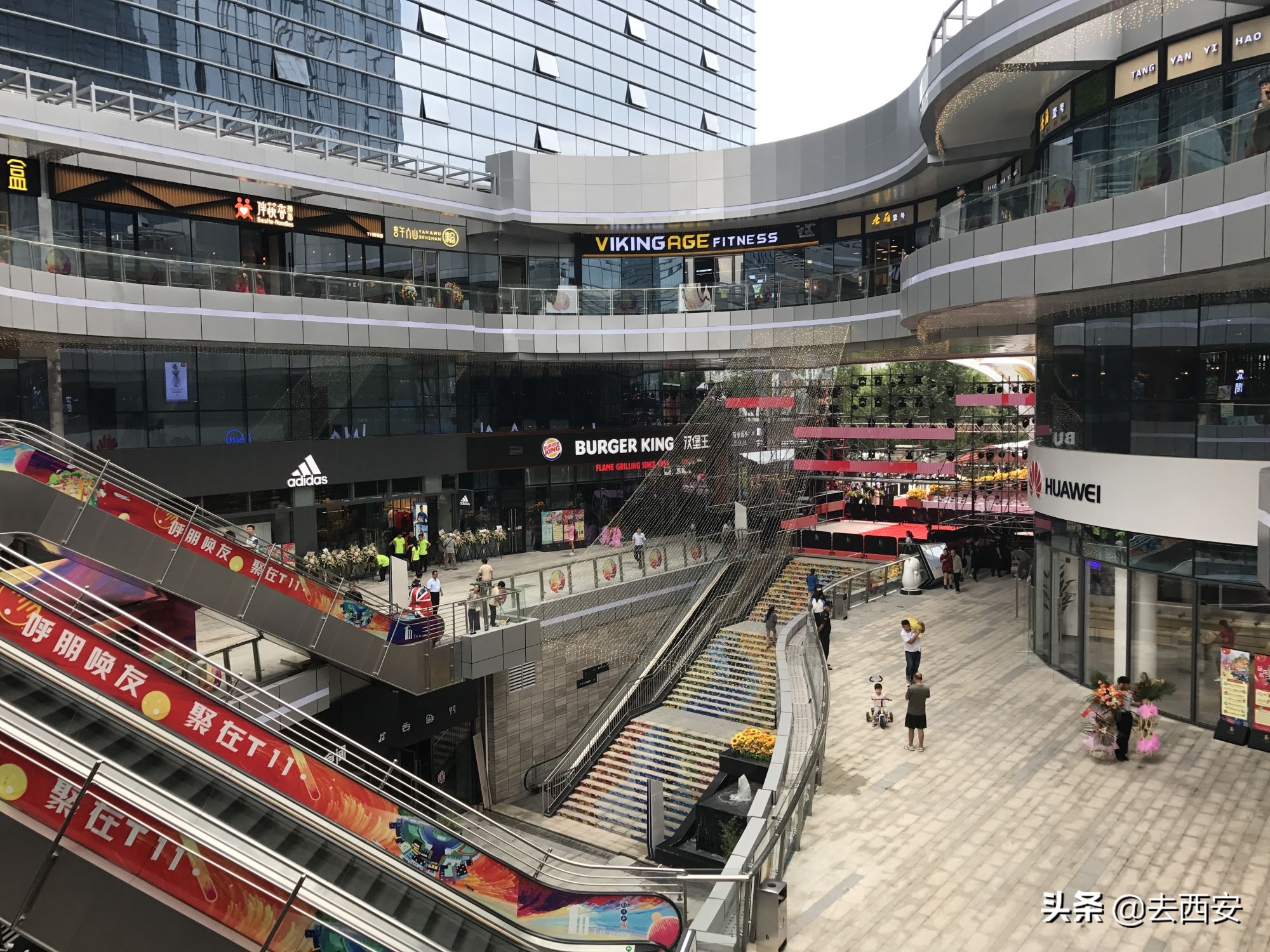 西安曲江创意谷商业业态,西安最大的商业综合体荟聚