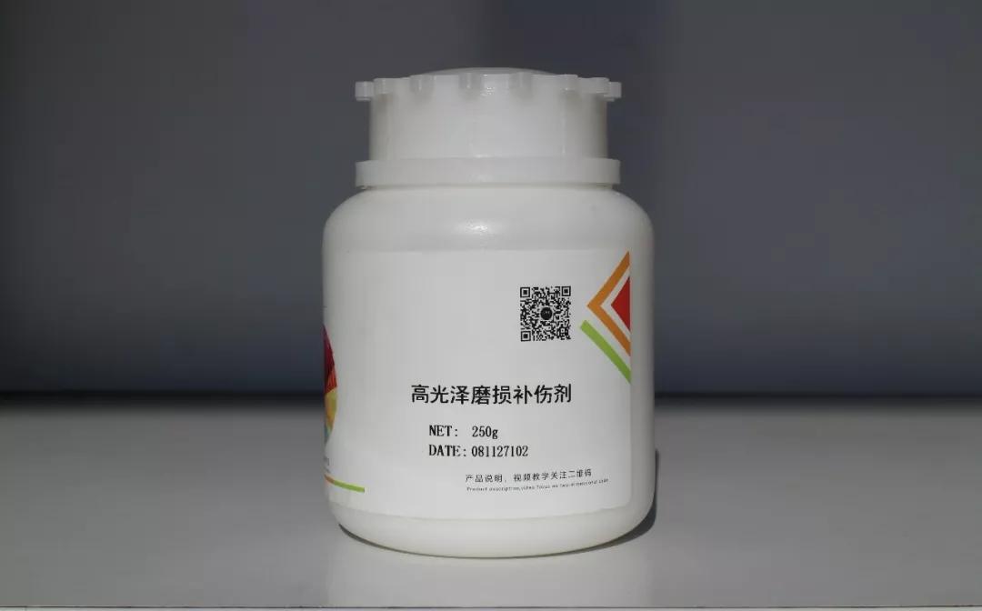 鳄鱼皮钱包怎么保养视频,鳄鱼皮钱包打理方法