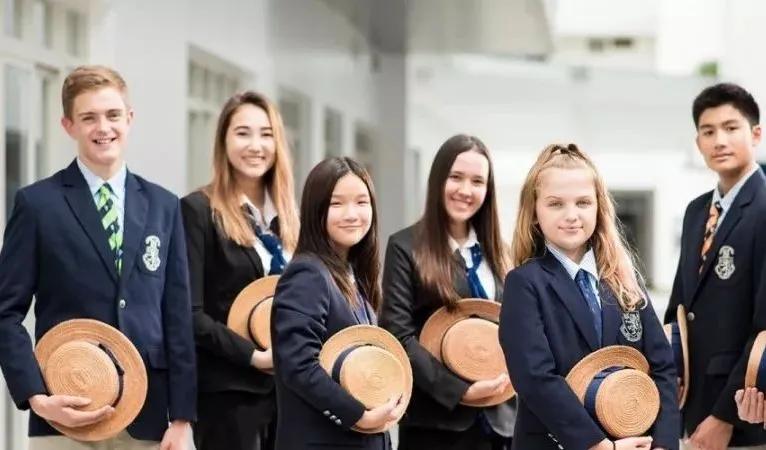 低龄留学为什么首选英国,2019香港留学政策解读