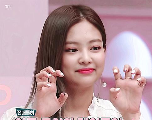 单眼皮jenny眼妆,jennie单眼皮猫眼妆怎么画