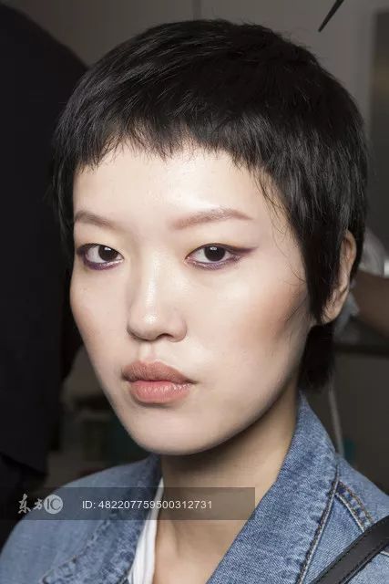 EIGSHOW丨鞠婧祎、李艺彤的仙女春夏妆容能让你美出新高度！