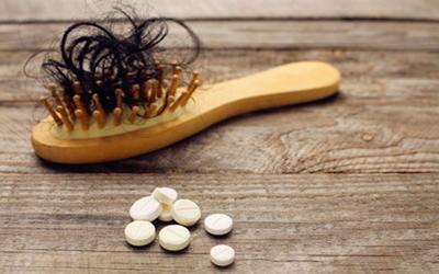 脱发是肾虚的原因吗,肾虚导致的脱发用米诺地尔行吗