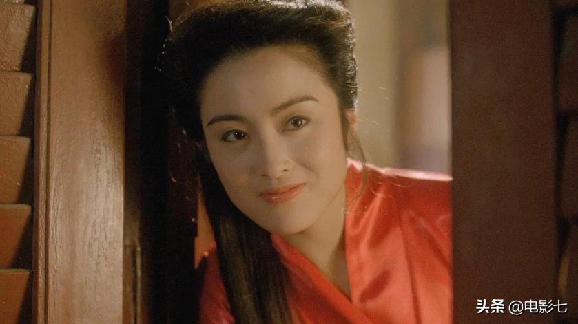 周星驰和李小龙演一模一样的电影,周星驰哪部电影模仿李小龙