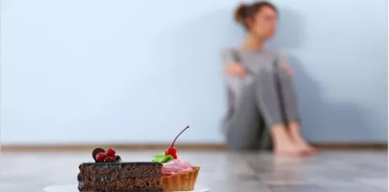 得厌食症了该怎么治疗,厌食症的症状及解决方法