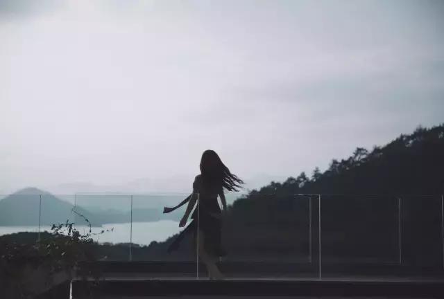 邂逅秋天的千岛湖！光看图已美醉，住这7家美宿避开人群赏湖景山色