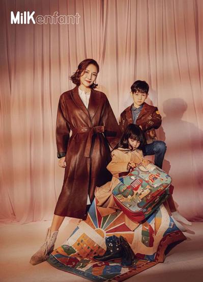 杨烁的小女儿正面照,杨烁杂志照