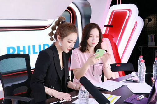 雅诗兰黛小棕瓶眼霜明星,雅诗兰黛小棕瓶眼霜鉴别