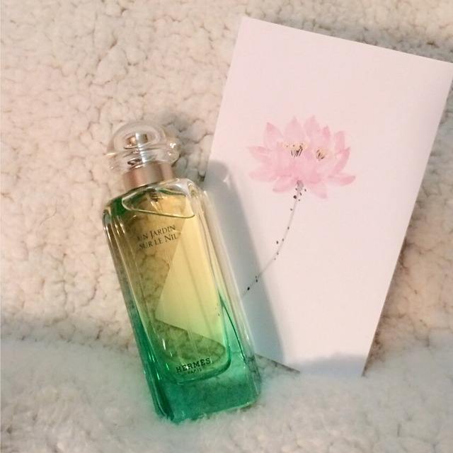 大牌经典香水祖玛珑梨花,大牌香水经典款祖玛珑蓝风铃