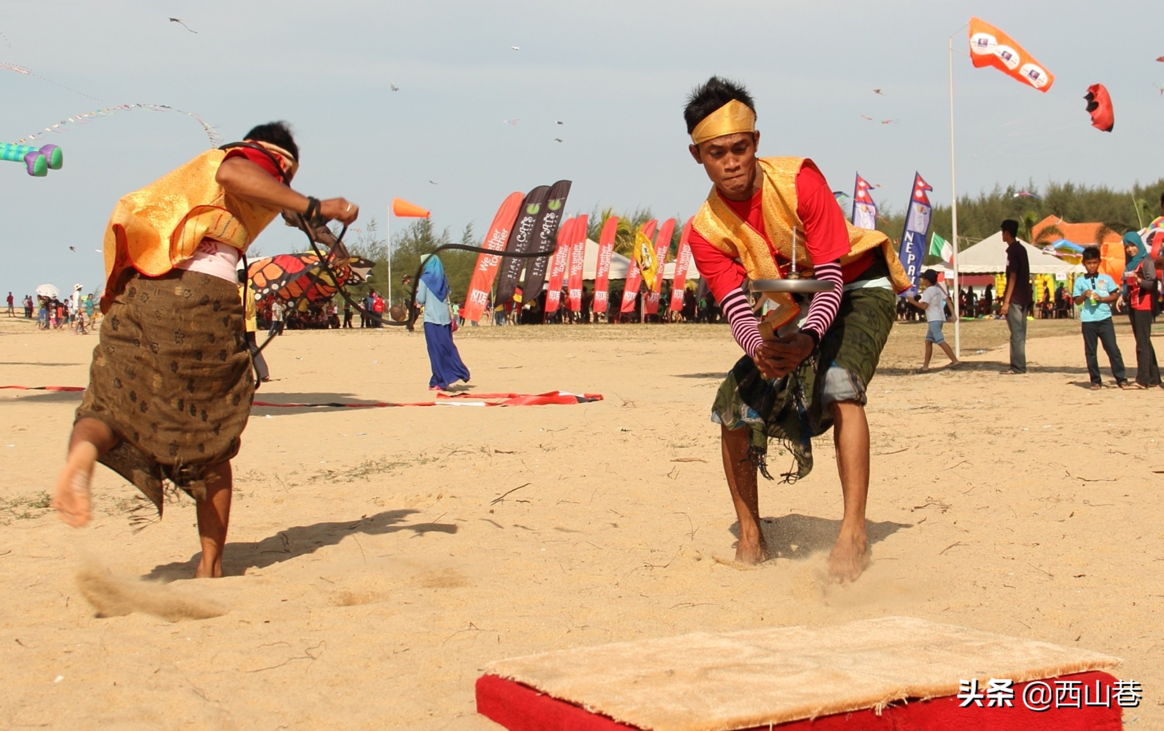 在天上飞的风筝图片,风筝飞在高空的样子
