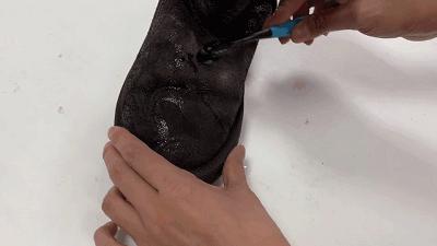 雪地靴脏了怎么洗,雪地靴表面脏了怎么清洗技巧