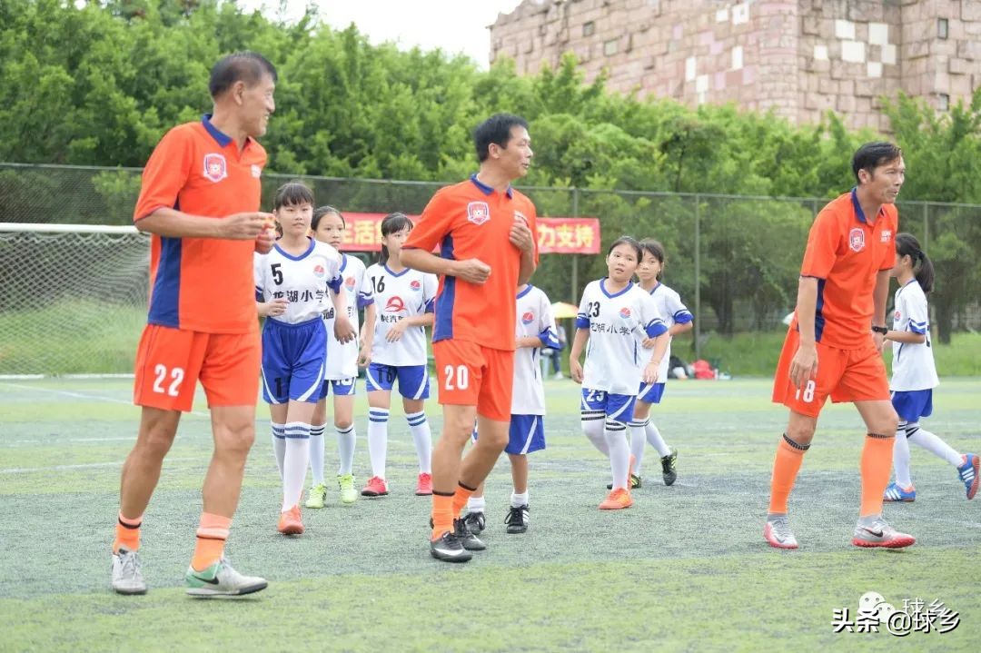 传承雪麟精神·热爱盛家生活一明星公益足球活动汕头举办