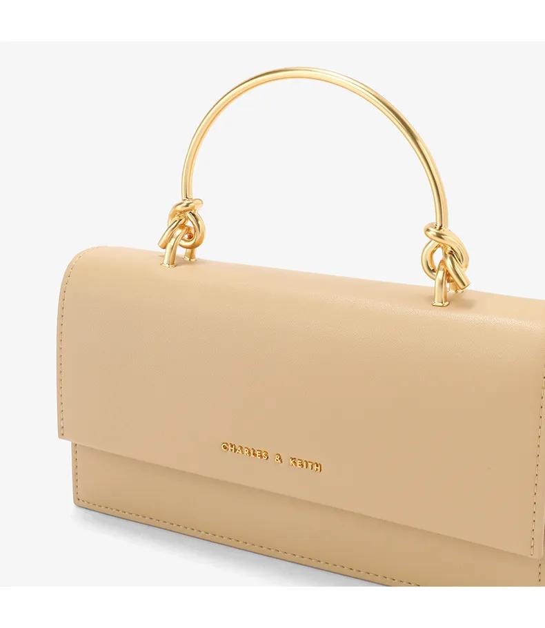 女生都应该有一款小ck,适合男生的小ck